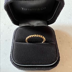 TIFFANY & CO 18K “Twist” Band, Narrow - 5.25/5.5